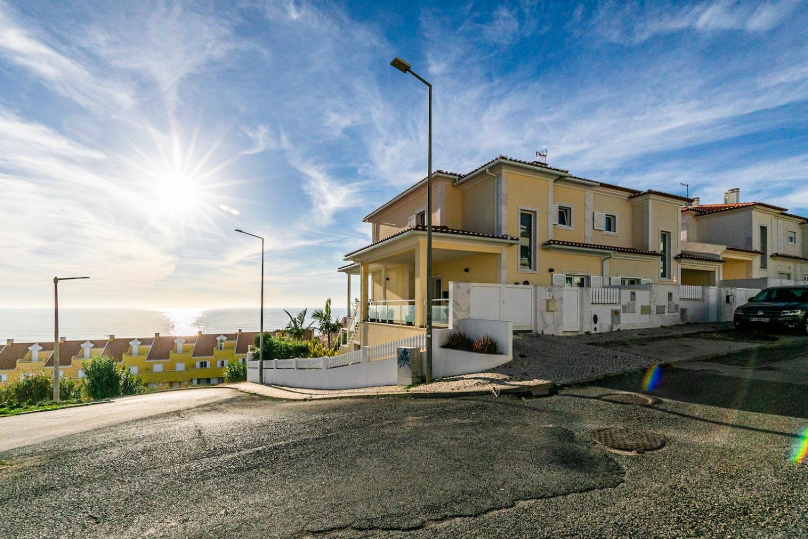 Vibing & Liming Ericeira Hotel Buitenkant foto