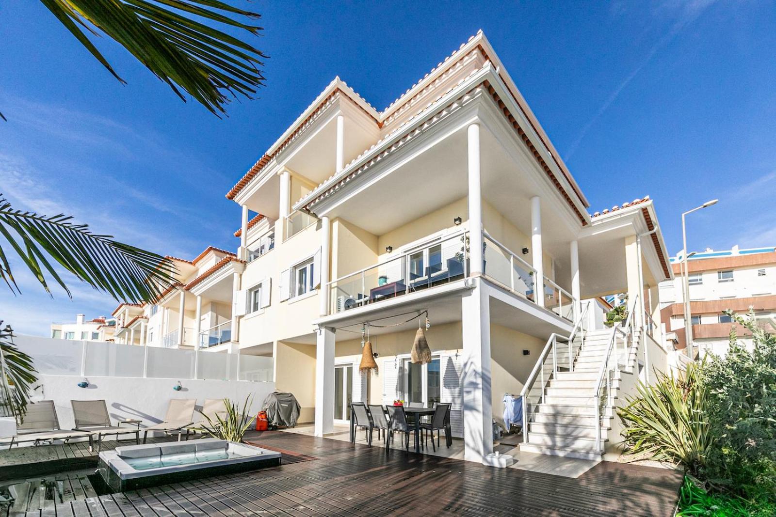 Vibing & Liming Ericeira Hotel Buitenkant foto