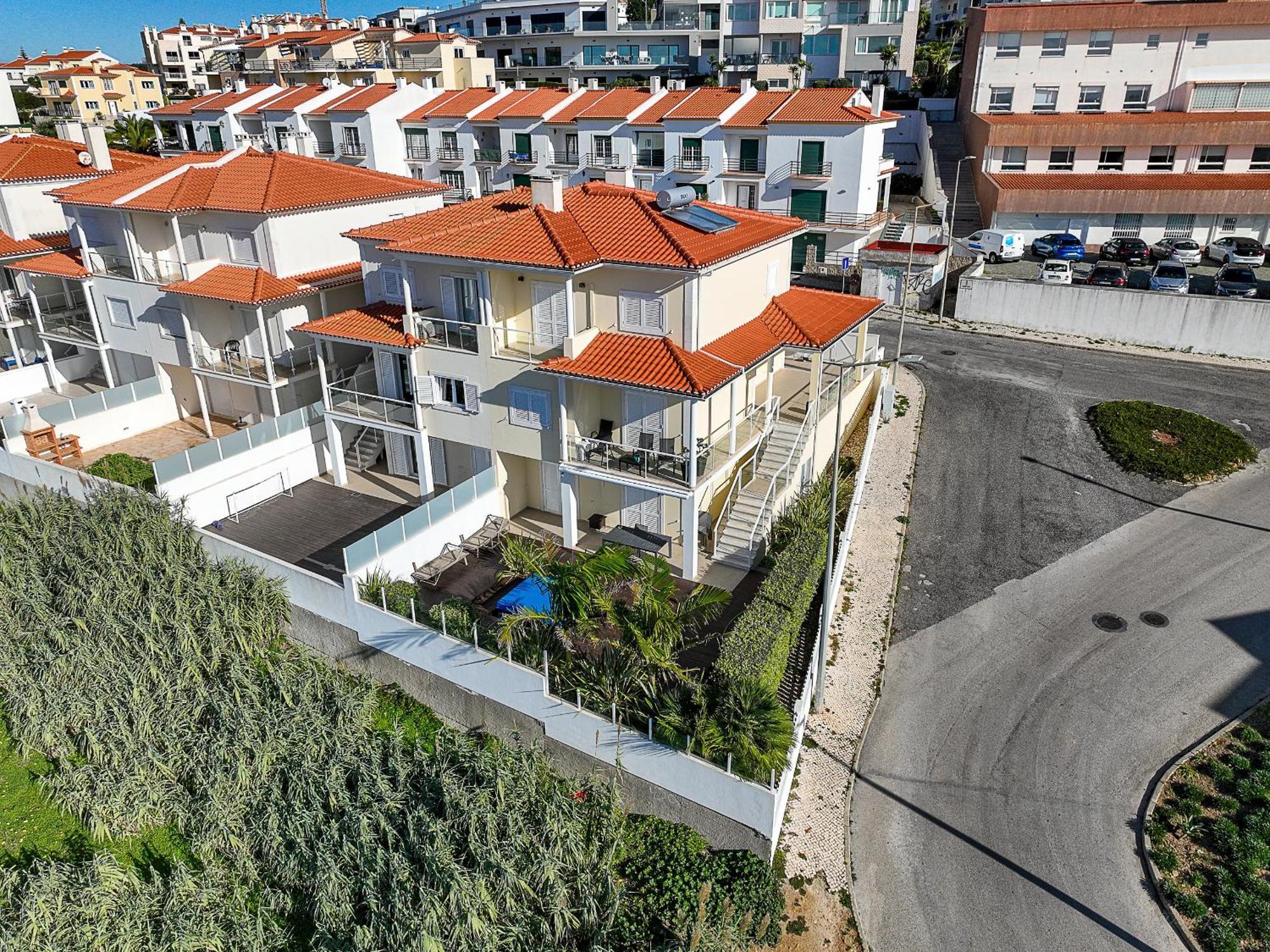 Vibing & Liming Ericeira Hotel Buitenkant foto