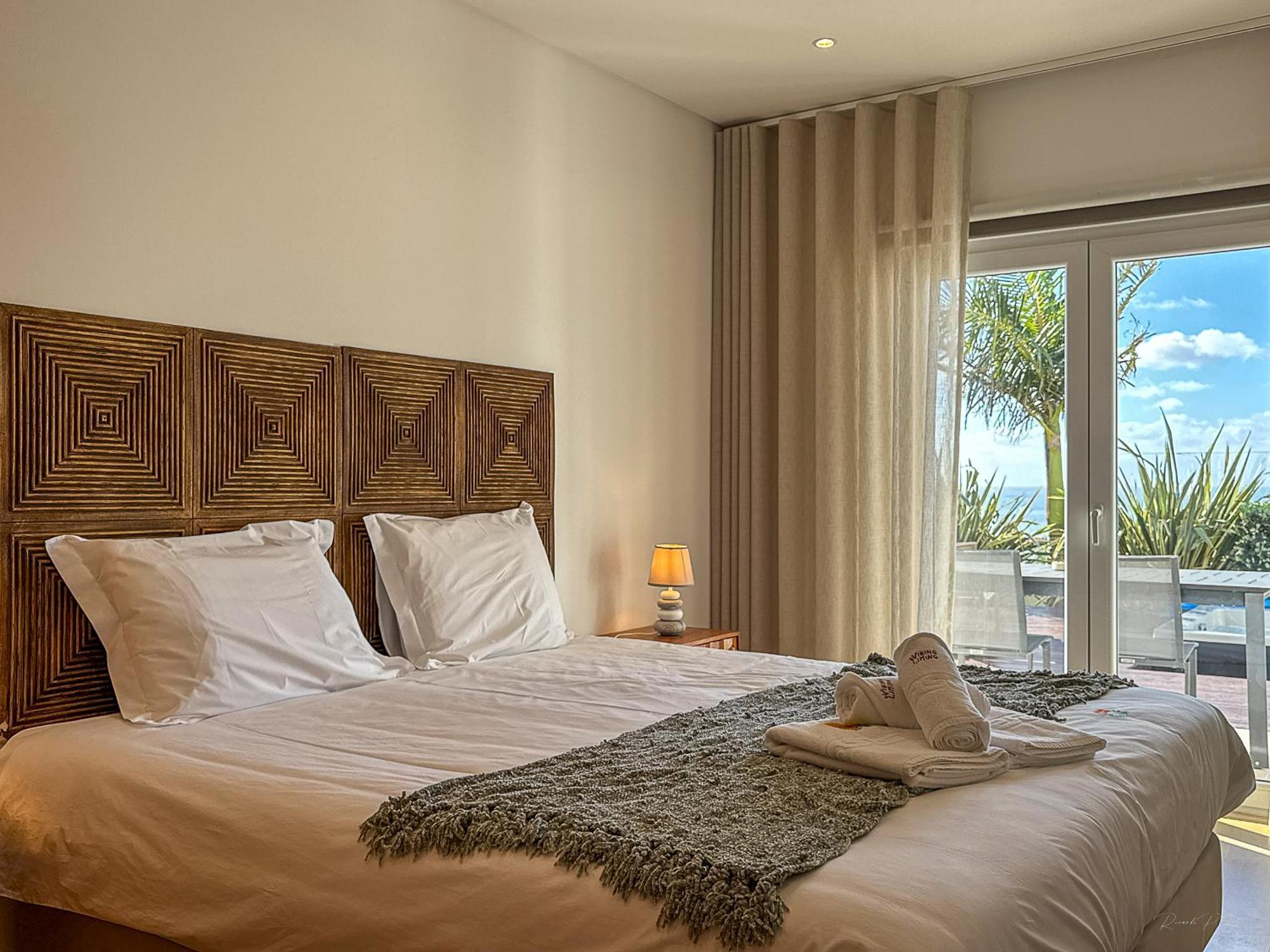 Vibing & Liming Ericeira Hotel Buitenkant foto