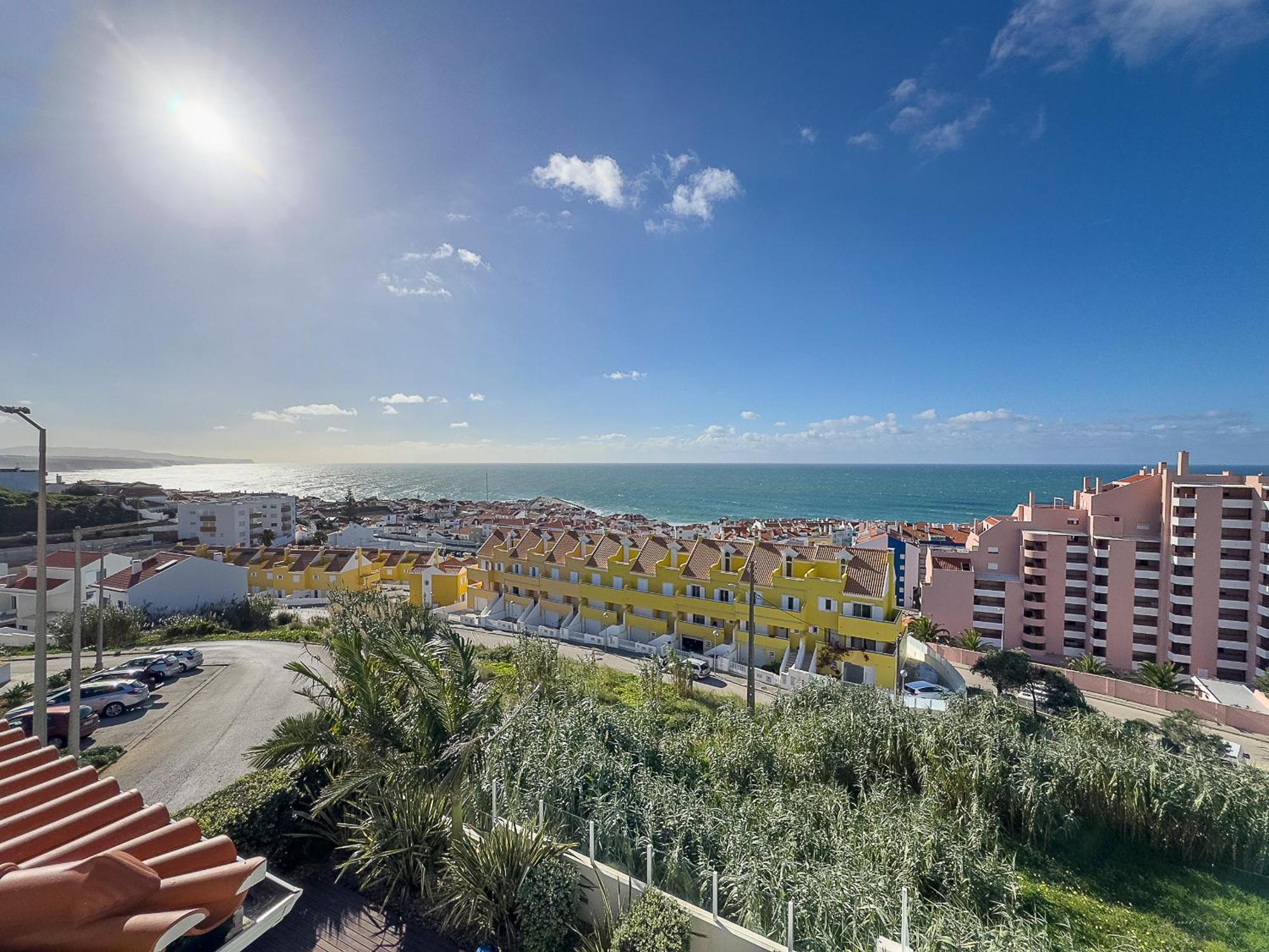 Vibing & Liming Ericeira Hotel Buitenkant foto