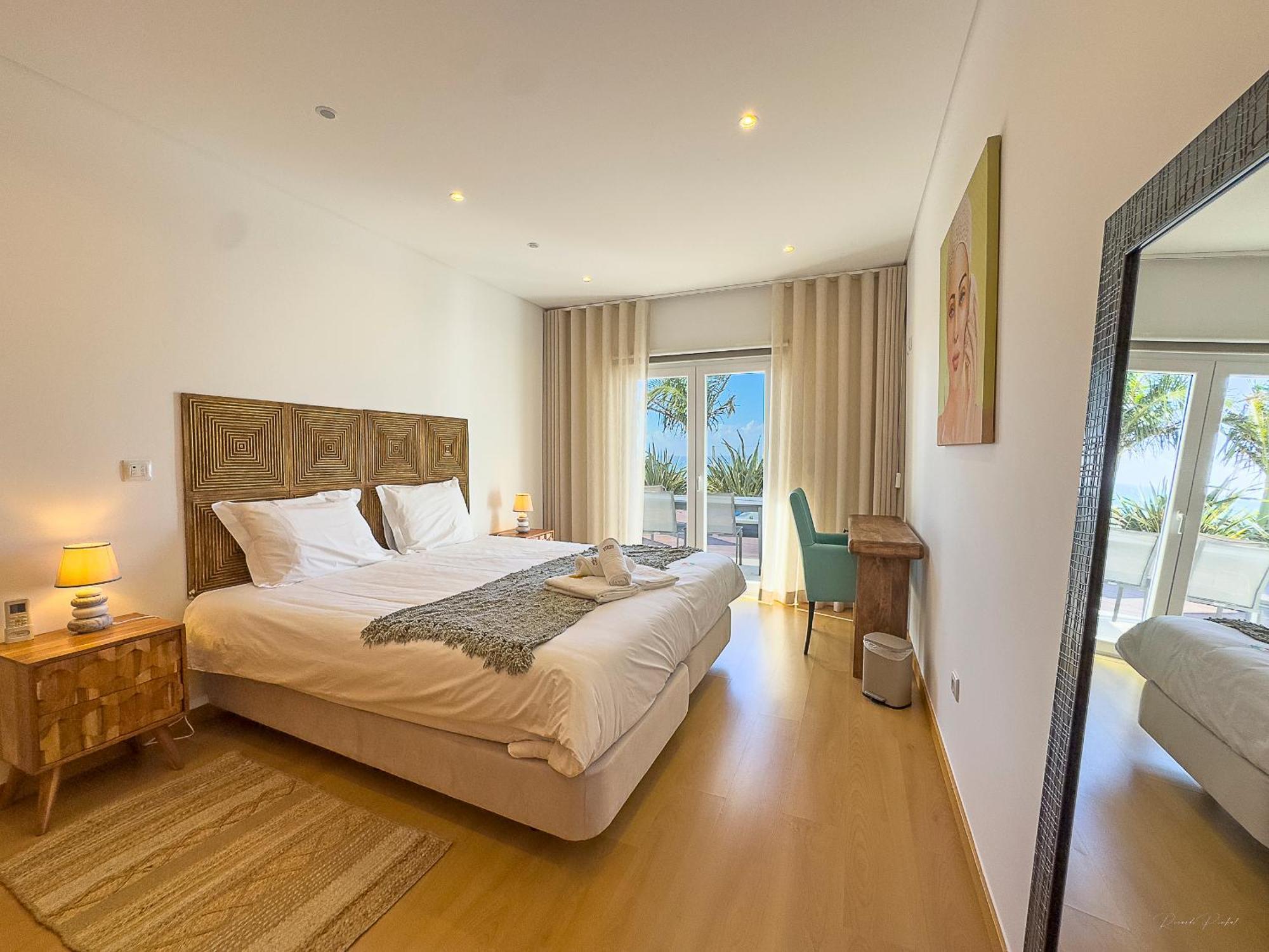 Vibing & Liming Ericeira Hotel Buitenkant foto