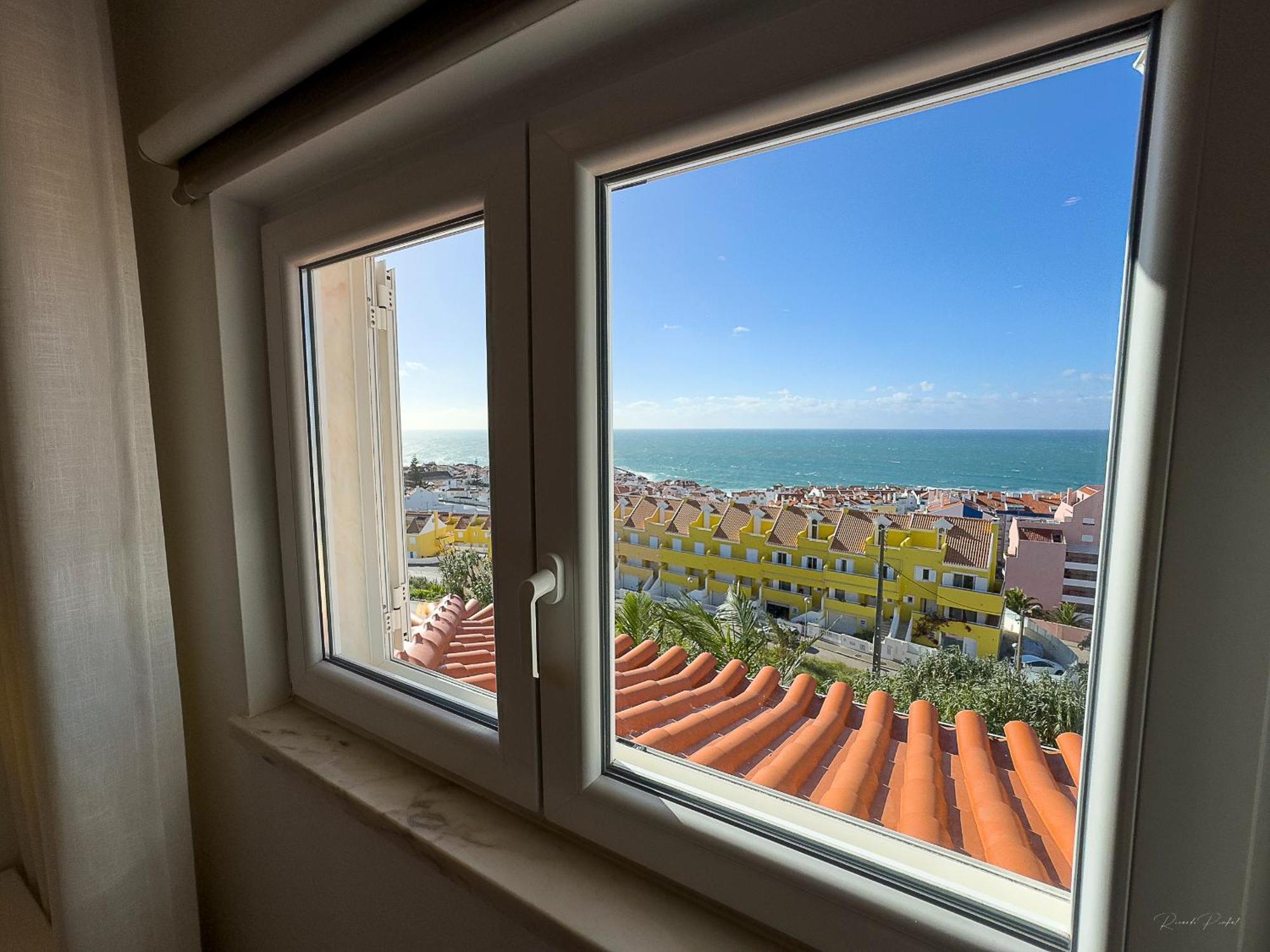 Vibing & Liming Ericeira Hotel Buitenkant foto
